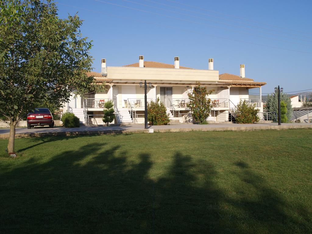 Salesi Apartment Megalopolis Exterior photo